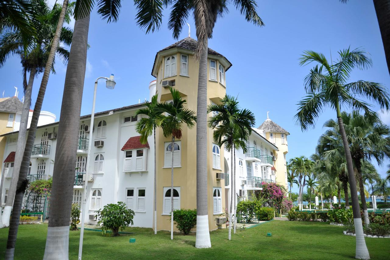 Sandcastles Beach Resort Ocho Rios Exterior photo